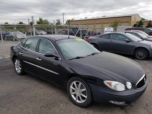 2005 Buick LaCrosse CXS 4dr Sedan w/ Front and Rear Head Airbags for sale in 48433, MI – photo 4