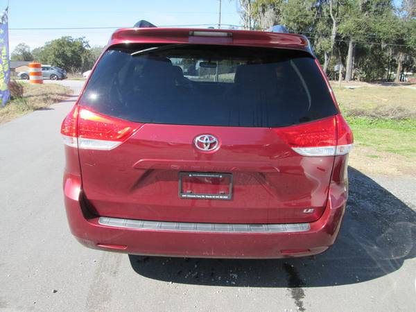 2013 Toyota Sienna LE FWD 8-Passenger V6 NICE! - - by for sale in Charleston, SC – photo 6