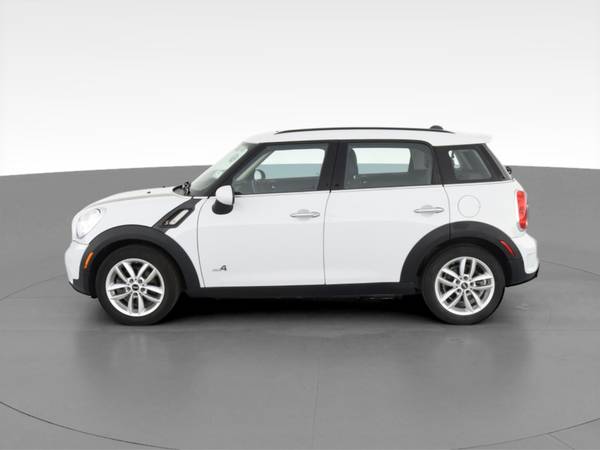 2014 MINI Countryman Cooper S ALL4 Hatchback 4D hatchback White - -... for sale in Chicago, IL – photo 5