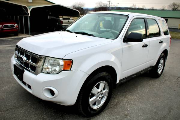 2009 Ford Escape XLS AWD - - by dealer - vehicle for sale in Camby, IN – photo 2