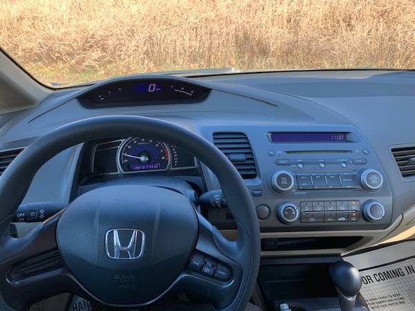 2006 Honda Civic FWD - cars & trucks - by dealer - vehicle... for sale in Shelburne Falls, MA – photo 13