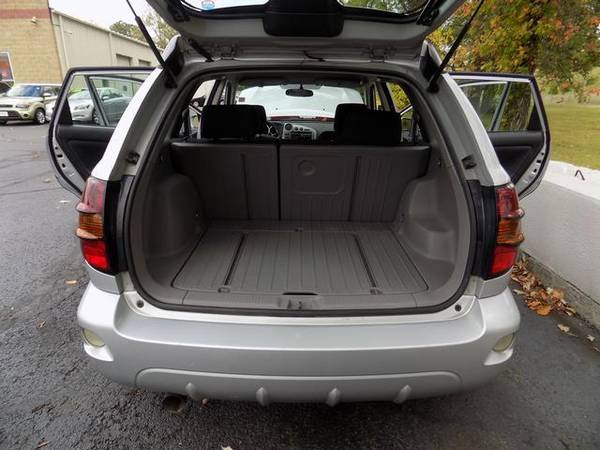 2005 Pontiac Vibe 4dr HB - cars & trucks - by dealer - vehicle... for sale in Norton, OH – photo 14