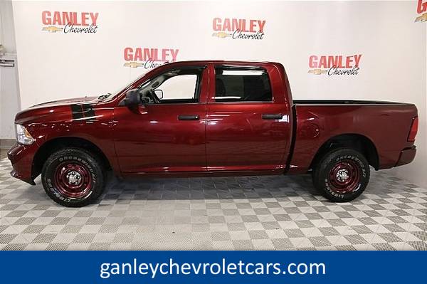 2016 Ram 1500 Express pickup Delmonico Red Pearlcoat for sale in Brook Park, OH – photo 3