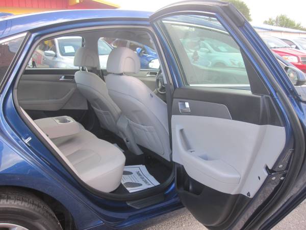 2015 Hyundai Sonata SE 4dr Sedan - - by dealer for sale in Bethany, OK – photo 16