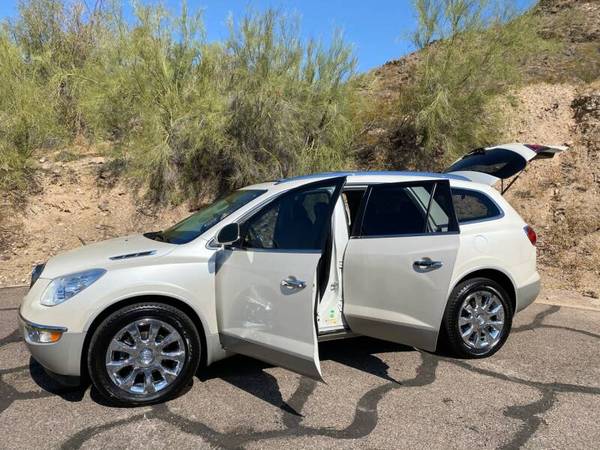 💥2011 BUICK ENCLAVE CXL-2 💥AWD 💥CARFAX 1 OWNER SUV💥 PANORAMIC ROOF -... for sale in Phoenix, AZ – photo 3