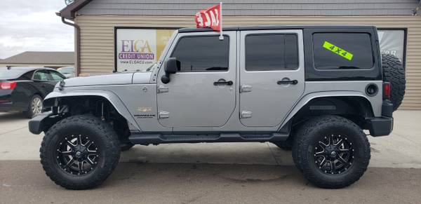 LOW MILES!! 2013 Jeep Wrangler Unlimited 4WD 4dr Sahara for sale in Chesaning, MI – photo 7
