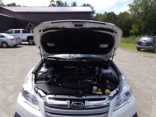 Subaru 2013 Outback Limited 87K Auto Sunroof Leather Nav for sale in Vernon, VT – photo 23
