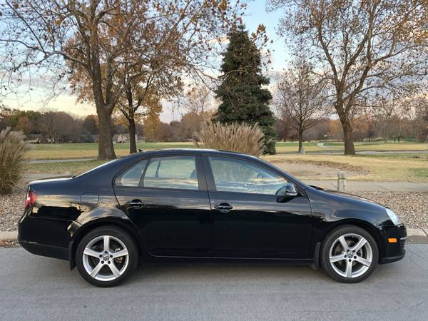 2010 VW VOLKSWAGEN JETTA LIMITED 2.5L ~2 OWNER ~ 5 SPEED MANUAL -... for sale in BLUE SPRINGS, MO – photo 3