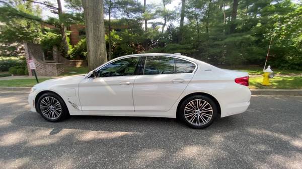 2019 BMW 530e xDrive iPerformance - cars & trucks - by dealer -... for sale in Great Neck, NY – photo 12