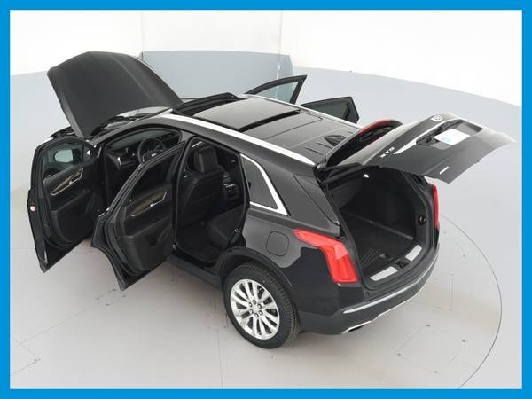 2017 Caddy Cadillac XT5 Platinum Sport Utility 4D suv Black for sale in Washington, District Of Columbia – photo 17
