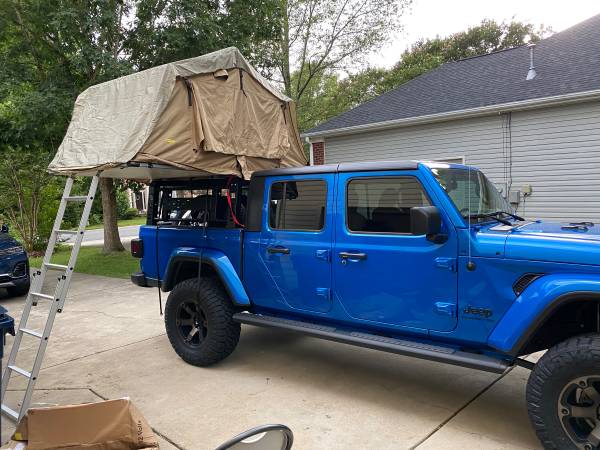 2020 Jeep Gladiator Sport S - cars & trucks - by owner - vehicle... for sale in Huntersville, NC – photo 7