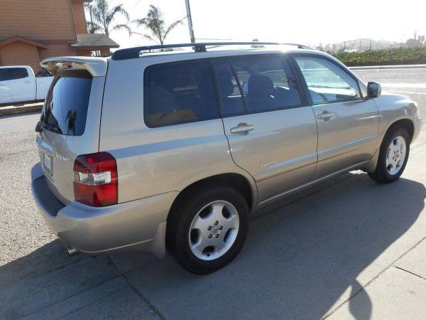 2006 Toyota Highlander Limited 4dr SUV w/3rd Row - cars & trucks -... for sale in GROVER BEACH, CA – photo 3