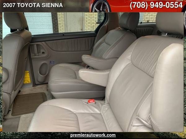 2007 TOYOTA SIENNA XLE - - by dealer - vehicle for sale in Alsip, IL – photo 11