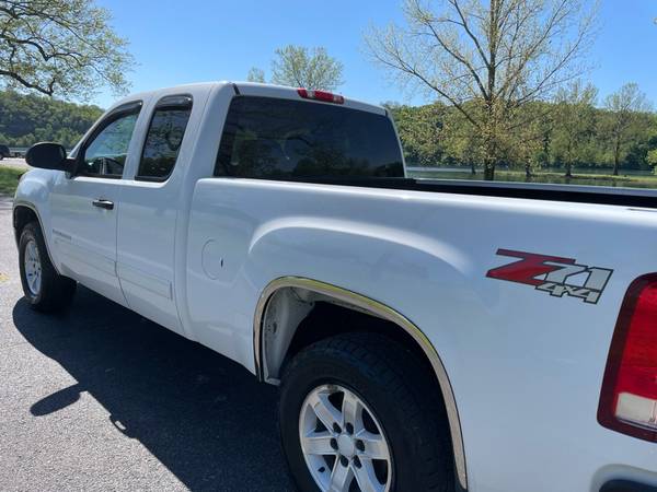 2007 GMC Sierra 1500 4x4! ONE OWNER! - - by dealer for sale in Forsyth, AR – photo 13