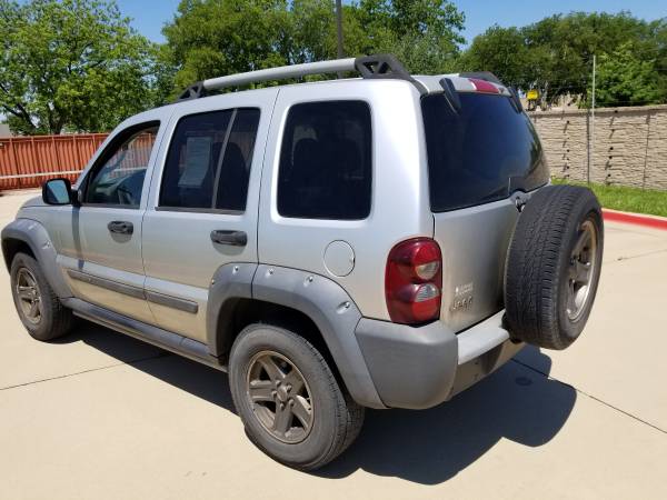 2006 Jeep Liberty Renegade silver auto Nice - - by for sale in Addison, TX – photo 5