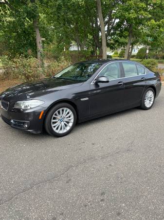 2016 BMW 528i Runs Great-Metallic Gray w/ White Leather CHEAP for sale in Massapequa Park, NY