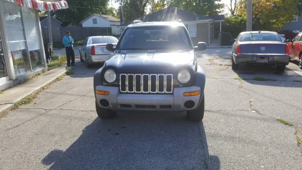 2003 Jeep Liberty, Runs Great! Cold Air! ONLY $3800!!! - cars &... for sale in New Albany, KY – photo 3