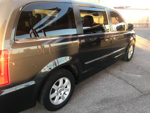Chrysler town and country 2012 for sale in El Paso, TX – photo 2