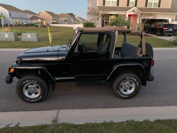 2000 Jeep Wrangler Sahara Edition 4WD - cars & trucks - by owner -... for sale in Myrtle Beach, SC – photo 5