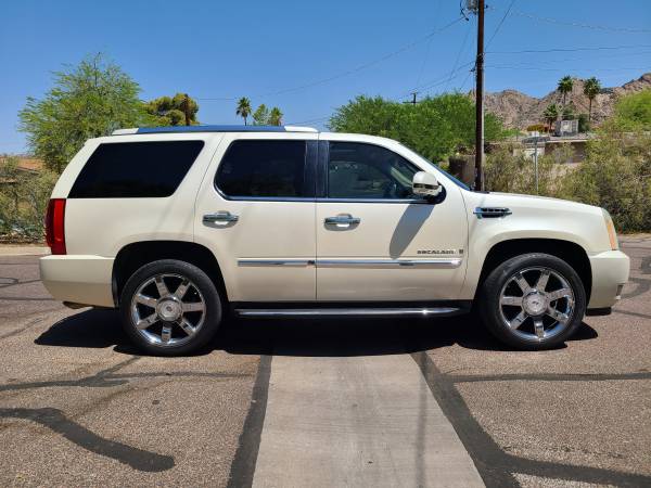 2009 Cadillac Escalade Luxury - - by dealer - vehicle for sale in Phoenix, AZ – photo 6