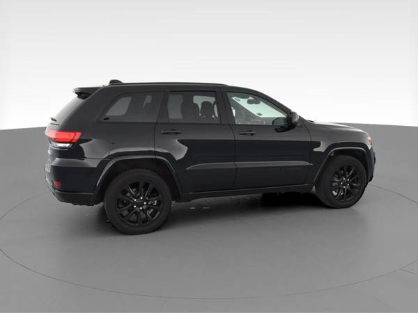 2018 Jeep Grand Cherokee Altitude Sport Utility 4D suv Black -... for sale in South Bend, IN – photo 12