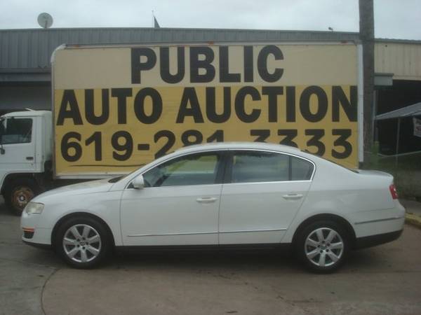 2008 Volkswagen Passat Sedan Public Auction Opening Bid for sale in Mission Valley, CA – photo 2