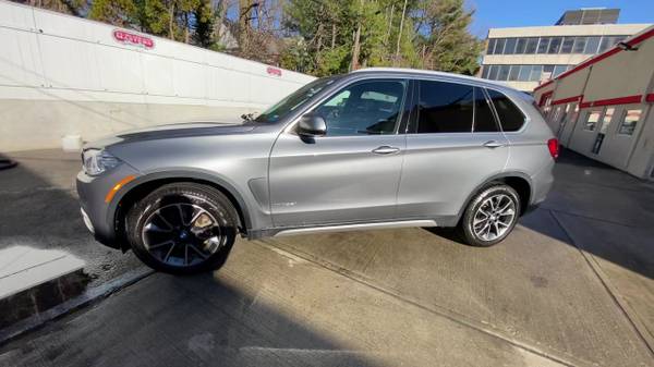 2018 BMW X5 xDrive35i - - by dealer - vehicle for sale in Great Neck, NY – photo 10