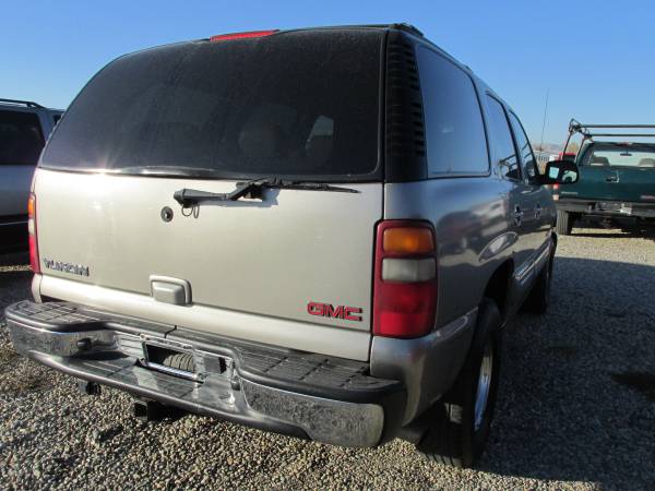 2002 GMC Yukon SLT**WE FINANCE** - cars & trucks - by dealer -... for sale in Emmett, ID – photo 3