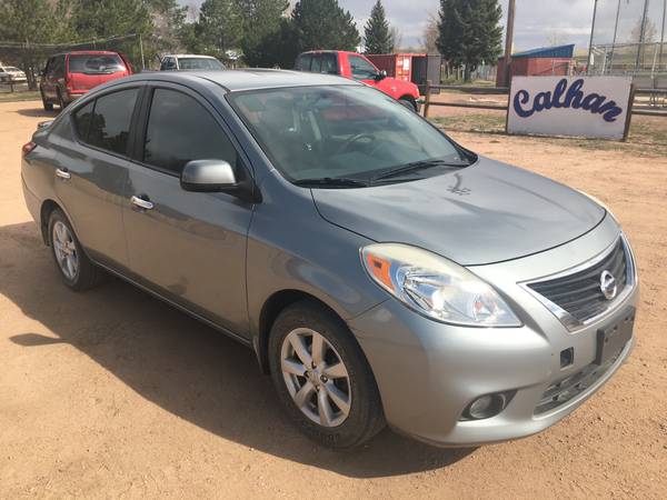 2013 Nissan Versa 4 cyl, FWD, 111k miles - - by for sale in Calhan, CO – photo 3