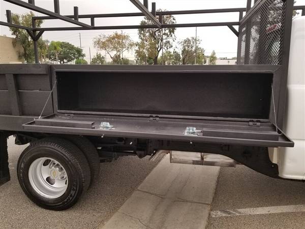 2005 CHEVROLET C3500 FLAT BED SERVICE TRUC ,LADDER RACK,ONLY 81K MIL... for sale in Santa Ana, CA – photo 12