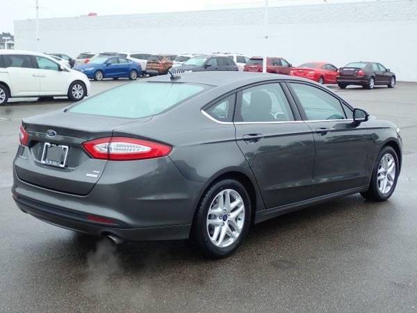 2016 Ford Fusion sedan SE (Guard) GUARANTEED APPROVAL for sale in Sterling Heights, MI – photo 8