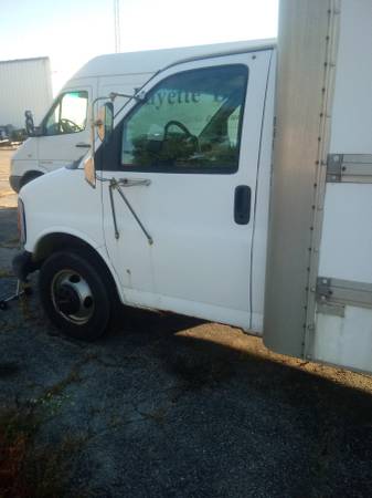 GMC Box Truck for sale in Dayton, OH – photo 2