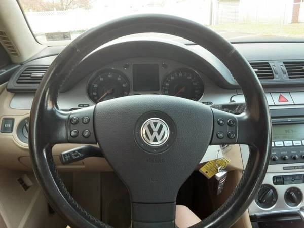 2008 Volkswagen Passat Komfort - - by dealer - vehicle for sale in Fredericksburg, VA – photo 13