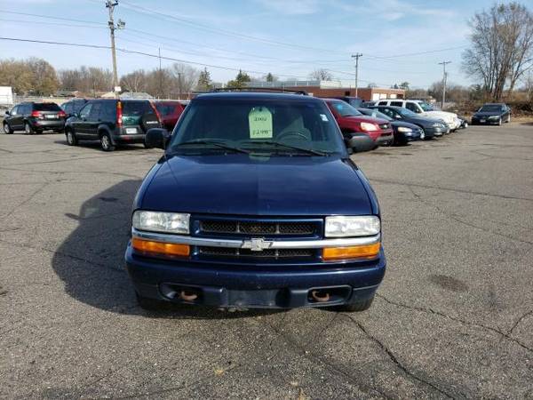 2002 Chevrolet Blazer 4dr 4WD LS - cars & trucks - by dealer -... for sale in ST Cloud, MN – photo 2