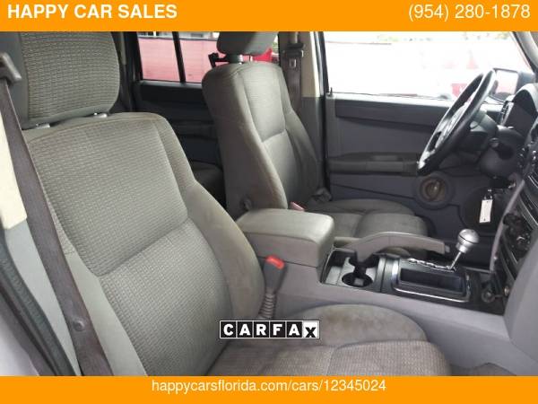 2006 Jeep Commander 4dr 2WD - cars & trucks - by dealer - vehicle... for sale in Fort Lauderdale, FL – photo 13