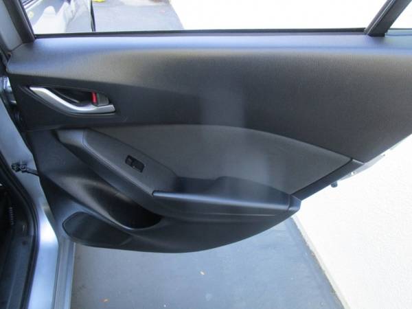 2015 Mazda Mazda3 SKYACTIV TECHNOLOGY - NAVI - REAR CAMERA -... for sale in Sacramento , CA – photo 17