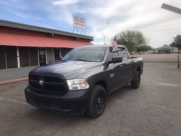 2016 Ram 1500 Crew Cab - Financing Available! - cars & trucks - by... for sale in Glendale, AZ – photo 3