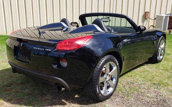 2008 PONTIAC SOLSTICE GXP CONVERTIBLE for sale in Milford, MA – photo 8