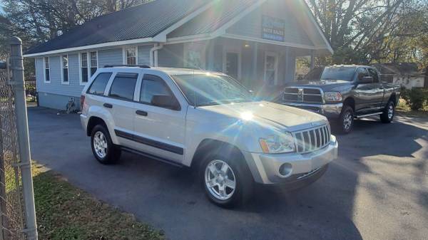 2006 JEEP GRAND CHEROKEE - cars & trucks - by dealer - vehicle... for sale in Greenville, SC – photo 8
