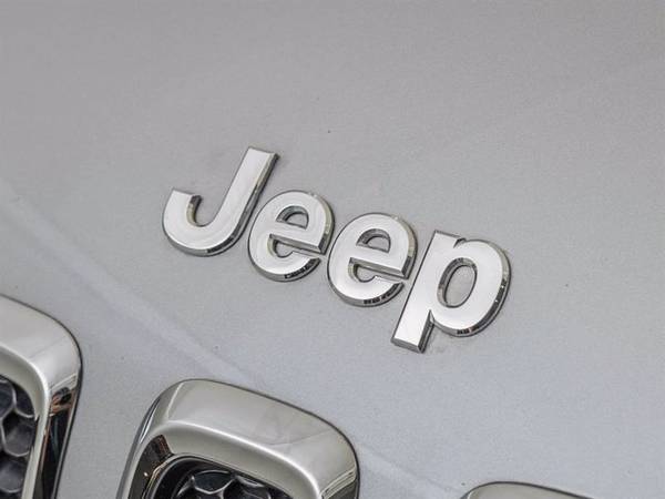 2016 Jeep Cherokee Latitude - cars & trucks - by dealer - vehicle... for sale in Wichita, OK – photo 3