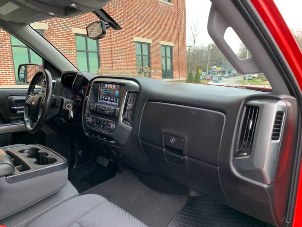2019 Chevrolet Silverado 1500 4x4 Double Cab Red V8 Low Miles - cars for sale in Douglasville, SC – photo 22