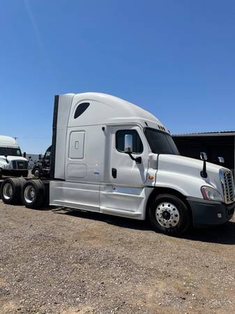 two 2013 Freightliner Cascadia auto runs great - - by for sale in Peoria, AZ – photo 5