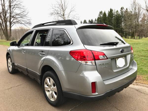 2011 Subaru Outback 3 6R Ltd H6 AWD 1 Owner 132K for sale in Go Motors Niantic CT Buyers Choice Top M, MA – photo 5