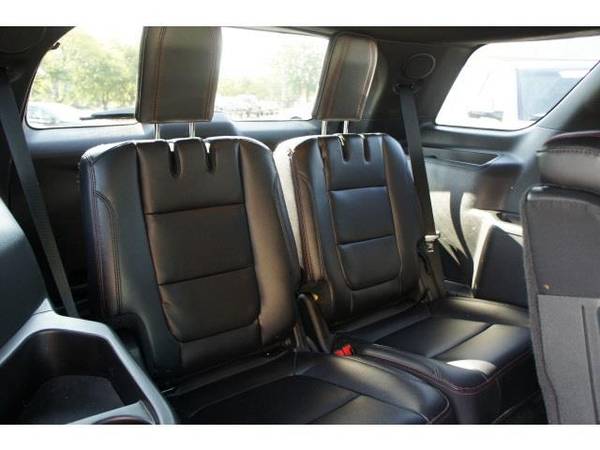 2016 Ford Explorer SUV Sport - Ford White Platinum Metallic Tri-Coat for sale in Plymouth, MI – photo 20
