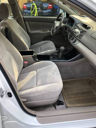 2004 TOYOTA CAMRY XLE - cars & trucks - by dealer - vehicle... for sale in Norwood, NJ – photo 7