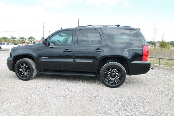 2008 GMC YUKON SLT*LEATHER*NITTOS*20" WHEELS*TOUCH SCREEN... for sale in Liberty Hill, LA – photo 5