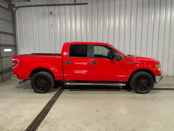 2014 Ford F-150 XLT - - by dealer - vehicle automotive for sale in Lockhart, TX – photo 4