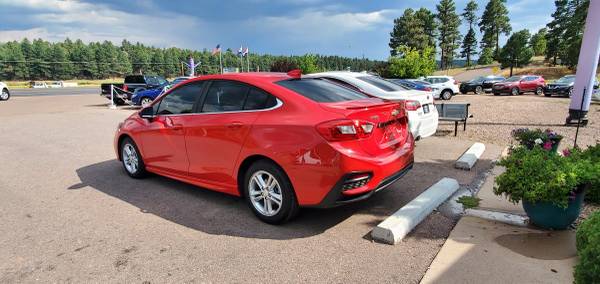 2017 CHEVY CRUZE ~ HOT LITTLE RED CAR ~ LOOKS BRAND NEW - cars &... for sale in Show Low, AZ – photo 4