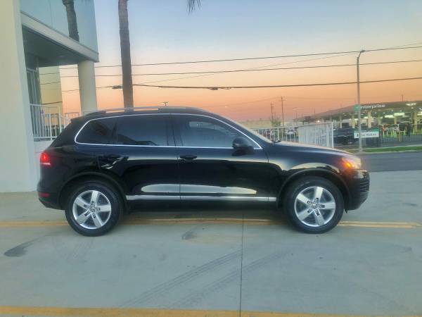 2013 Volkswagen Touareg VR6 Luxury SUV ** Clean Title - 68K Miles ** for sale in Los Angeles, CA – photo 5