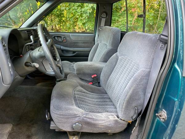 1998 Chevrolet S10 for sale in Brooklyn, CT – photo 15